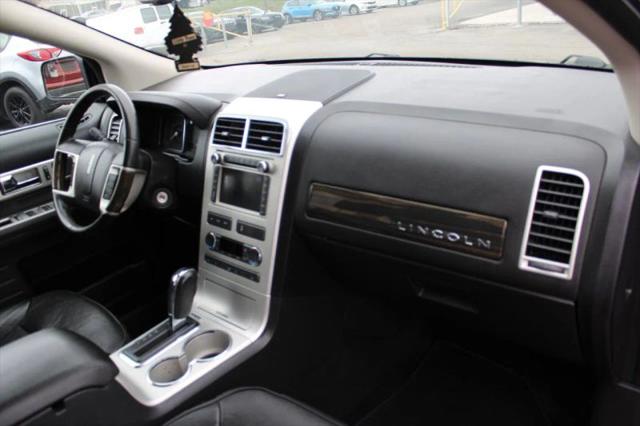 2010 Lincoln MKX Base