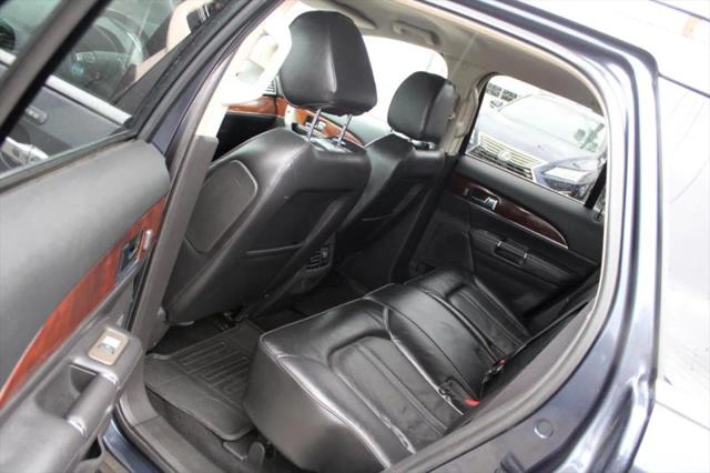 2014 Lincoln MKX Base