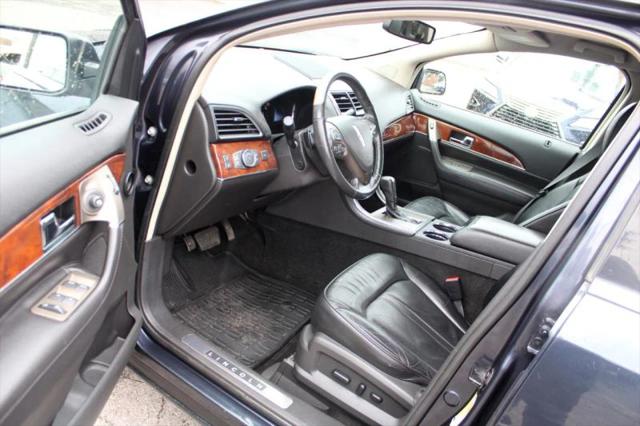 2014 Lincoln MKX Base
