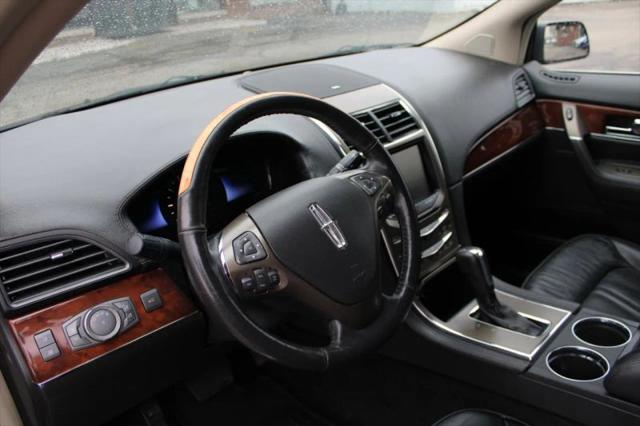 2014 Lincoln MKX Base