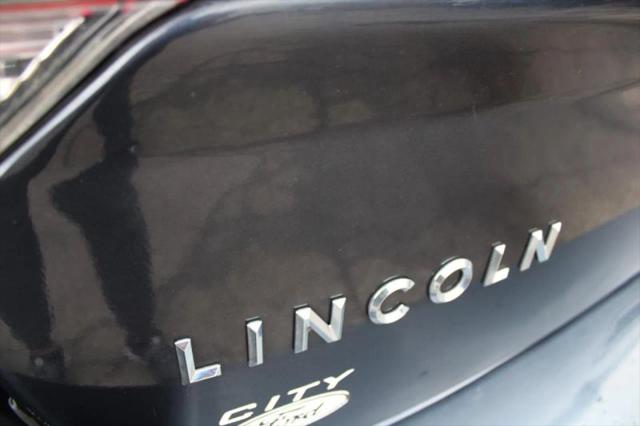 2014 Lincoln MKX Base