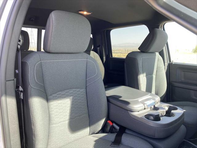2026 Ram 2500 Black Express Crew Cab 4x4 8" Box