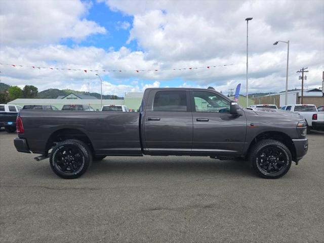 2026 Ram 3500 Laramie Crew Cab 4x4 8' Box