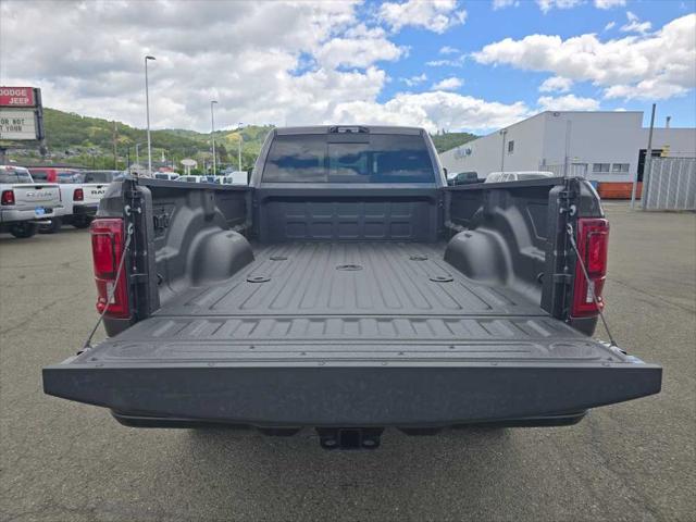 2026 Ram 3500 Laramie Crew Cab 4x4 8' Box