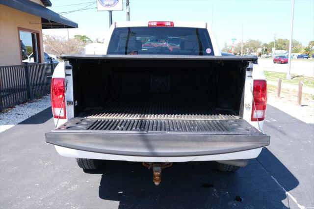 2017 Ram 1500 Express Crew Cab 4x4 57 Box