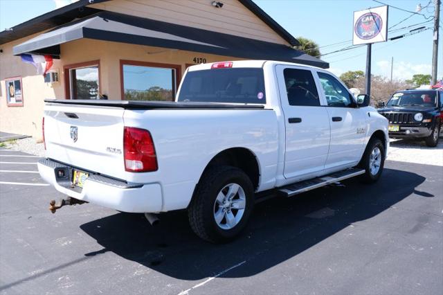 2017 Ram 1500 Express Crew Cab 4x4 57 Box