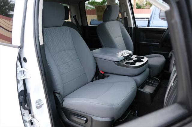 2017 Ram 1500 Express Crew Cab 4x4 57 Box