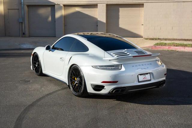 2015 Porsche 911 Turbo S