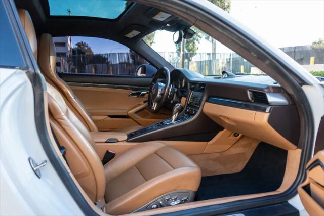 2015 Porsche 911 Turbo S