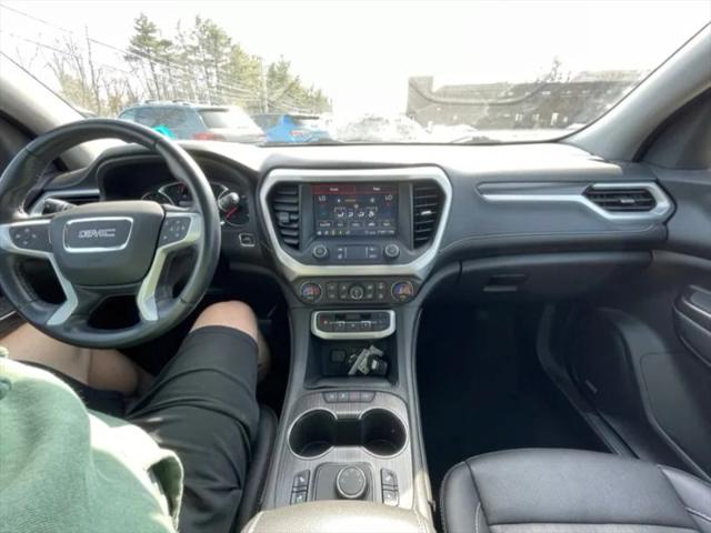 2020 GMC Acadia AWD SLT
