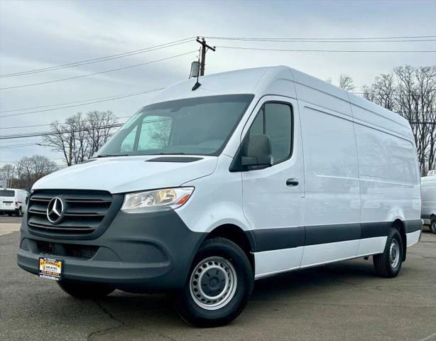 2022 Mercedes-Benz Sprinter 2500 High Roof I4