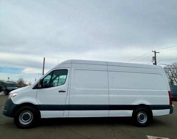 2022 Mercedes-Benz Sprinter 2500 High Roof I4