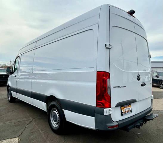 2022 Mercedes-Benz Sprinter 2500 High Roof I4