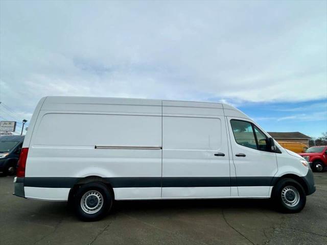 2022 Mercedes-Benz Sprinter 2500 High Roof I4