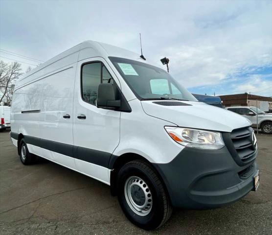 2022 Mercedes-Benz Sprinter 2500 High Roof I4