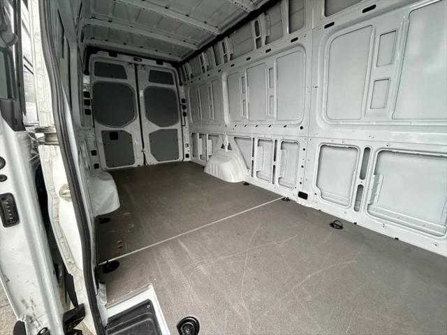 2022 Mercedes-Benz Sprinter 2500 High Roof I4