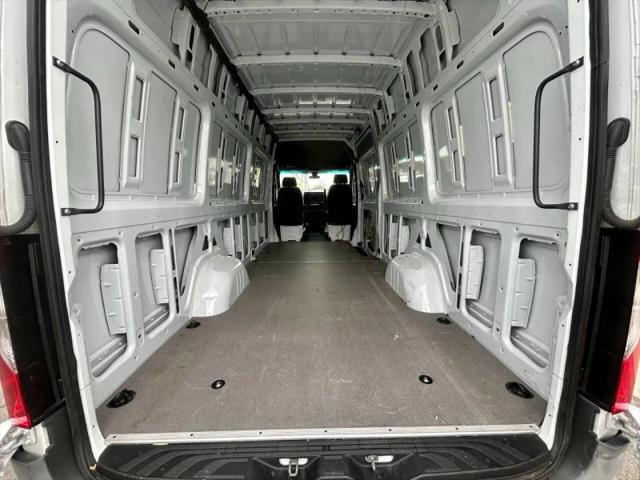 2022 Mercedes-Benz Sprinter 2500 High Roof I4