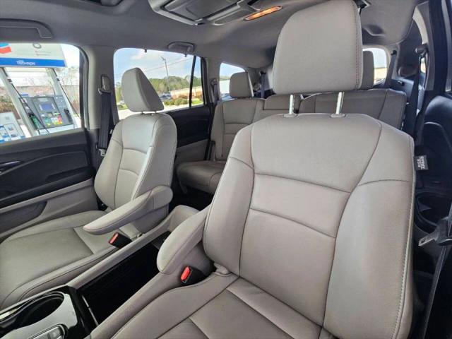 2021 Honda Pilot AWD Touring 8 Passenger