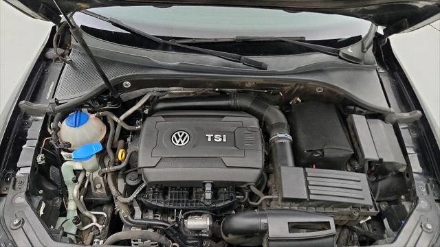 2015 Volkswagen Passat 1.8T SE