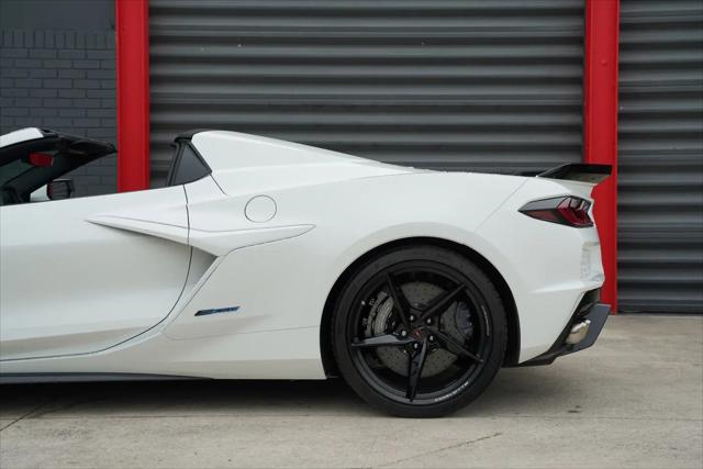 2024 Chevrolet Corvette E-Ray RWD Convertible 1LZ