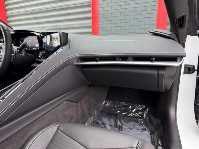 2024 Chevrolet Corvette E-Ray RWD Convertible 1LZ
