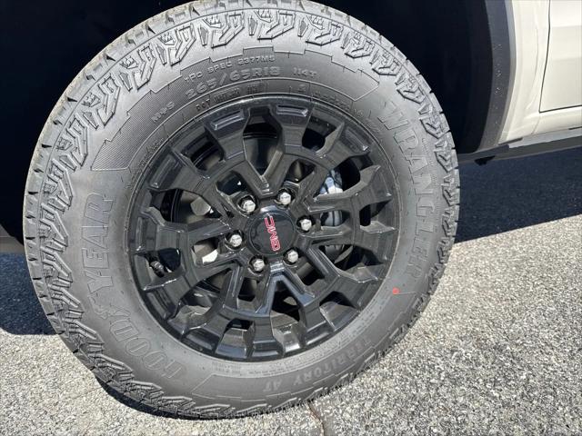 2026 GMC Canyon Elevation, 4WD