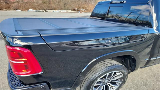 2025 Ram 1500 Limited Crew Cab 4x4 5'7" Box