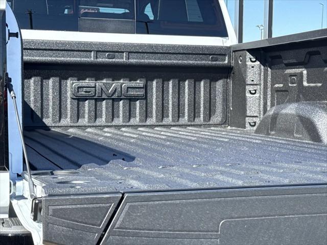 2026 GMC Sierra 2500HD Crew Cab, Standard Bed, AT4X, 4WD