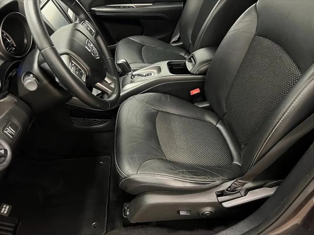 2018 Dodge Journey Crossroad