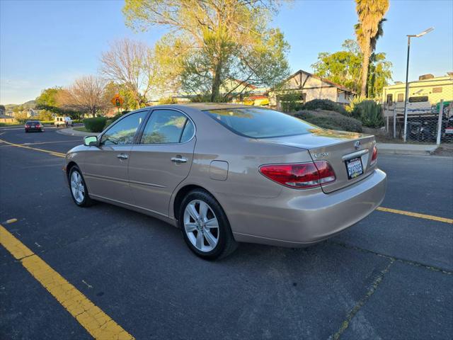 2005 Lexus ES 330 ES 330 Sedan 4D