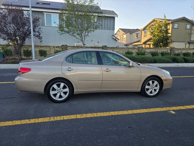 2005 Lexus ES 330 ES 330 Sedan 4D