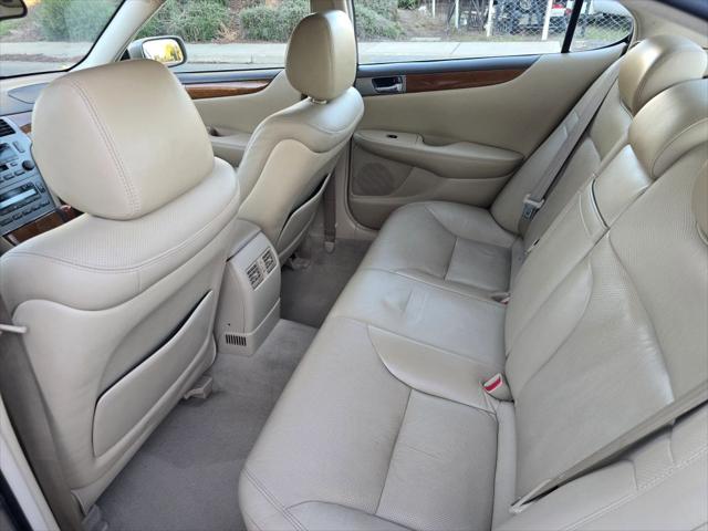 2005 Lexus ES 330 ES 330 Sedan 4D
