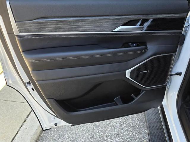 2024 Jeep Wagoneer Series II 4x2