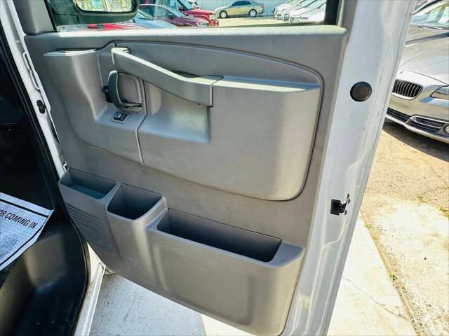 2019 Chevrolet Express Work Van
