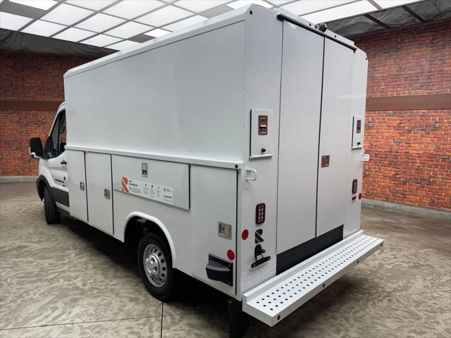 2026 Ford Transit Cutaway Base