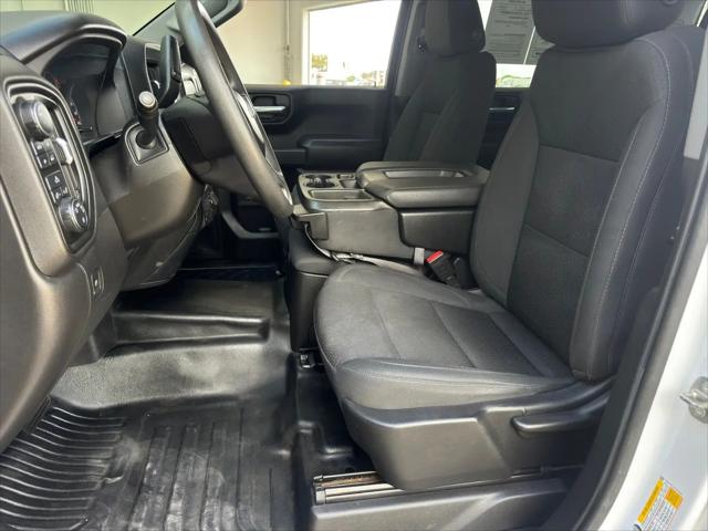 2023 Chevrolet Silverado 1500 4WD Crew Cab Short Bed WT