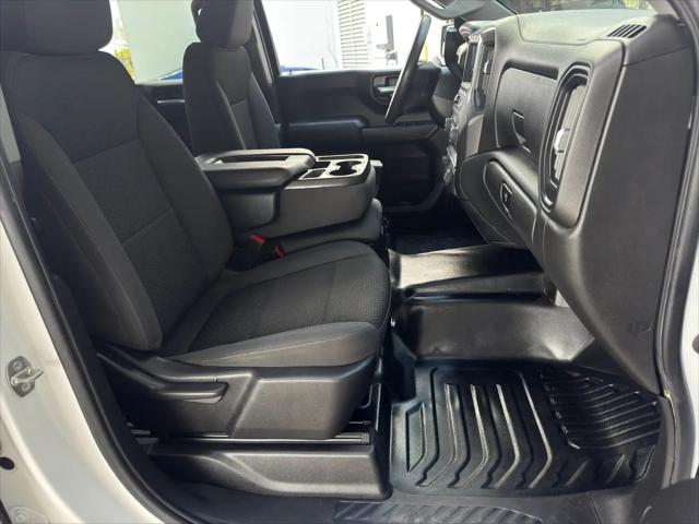 2023 Chevrolet Silverado 1500 4WD Crew Cab Short Bed WT