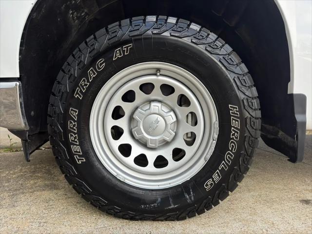 2023 Chevrolet Silverado 1500 4WD Crew Cab Short Bed WT