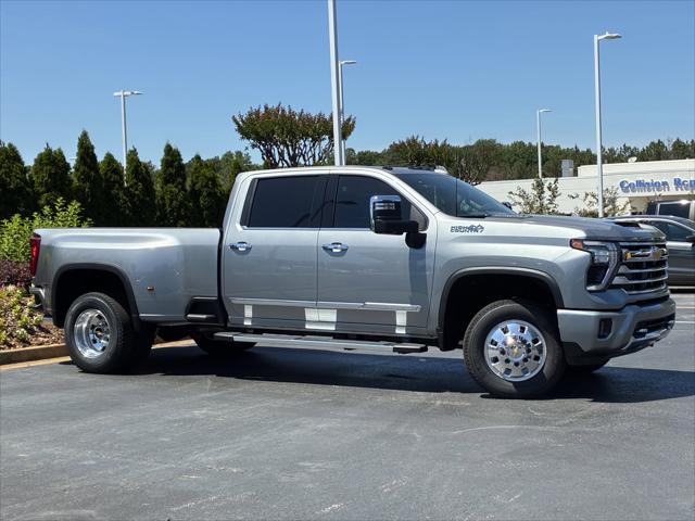 2026 Chevrolet Silverado 3500HD Crew Cab, Long Bed, High Country Dual Rear Wheel, RWD