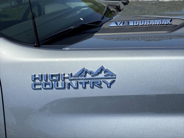 2026 Chevrolet Silverado 3500HD Crew Cab, Long Bed, High Country Dual Rear Wheel, RWD