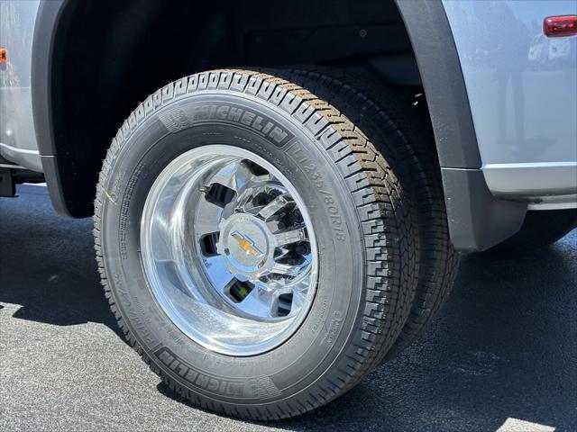 2026 Chevrolet Silverado 3500HD Crew Cab, Long Bed, High Country Dual Rear Wheel, RWD
