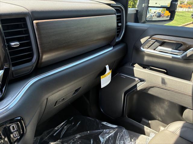 2026 Chevrolet Silverado 3500HD Crew Cab, Long Bed, High Country Dual Rear Wheel, RWD