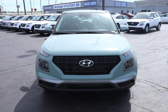 2026 Hyundai Venue SE