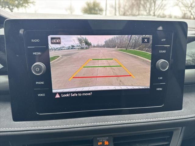 2026 Volkswagen Taos SE Black