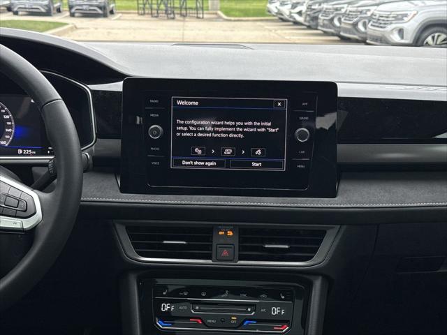 2026 Volkswagen Taos SE Black