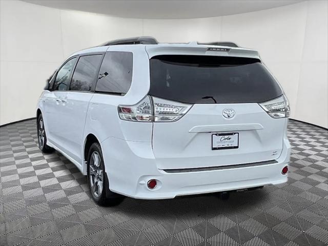 2019 Toyota Sienna SE 7 Passenger