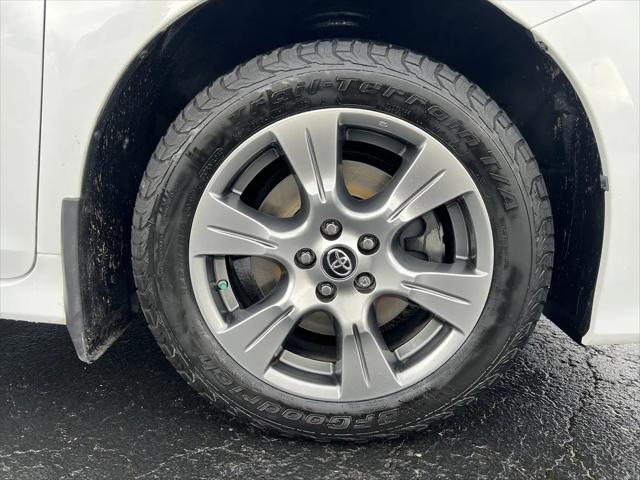 2019 Toyota Sienna SE 7 Passenger