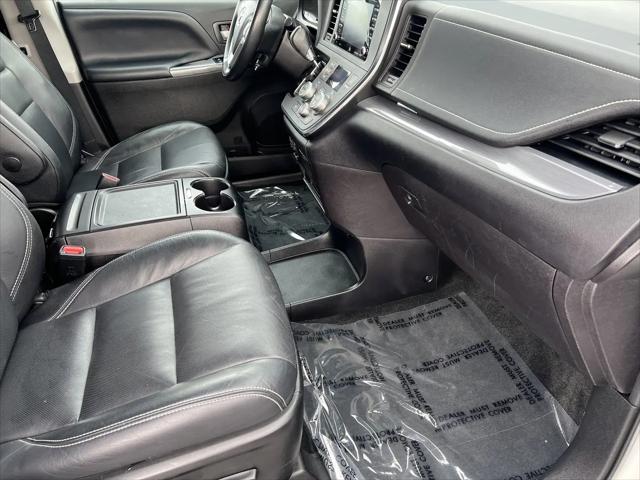 2019 Toyota Sienna SE 7 Passenger