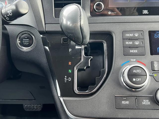 2019 Toyota Sienna SE 7 Passenger