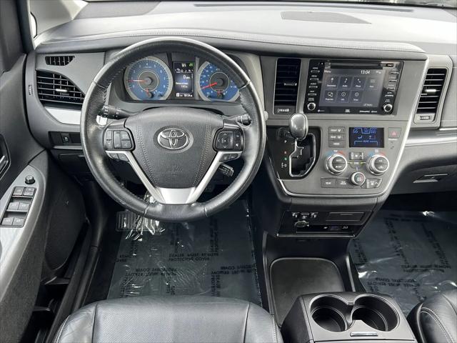2019 Toyota Sienna SE 7 Passenger